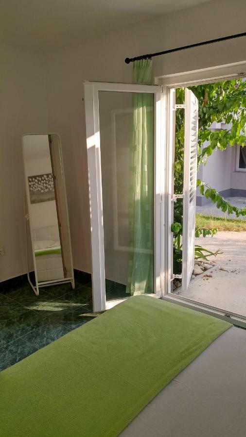 Apartmani Kastelan Barbat na Rabu Exterior photo
